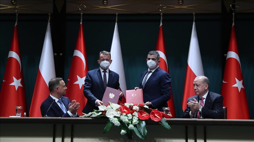 توقيع اتفاقية تصدير مسيرة "بيرقدار TB2" التركية إلى بولندا
